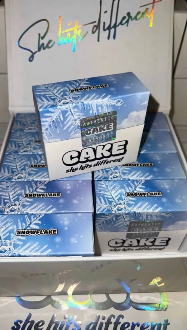 Snowflake Cake Cart